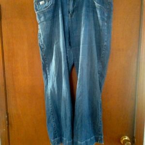 Plus size vintage style Jean's size 22